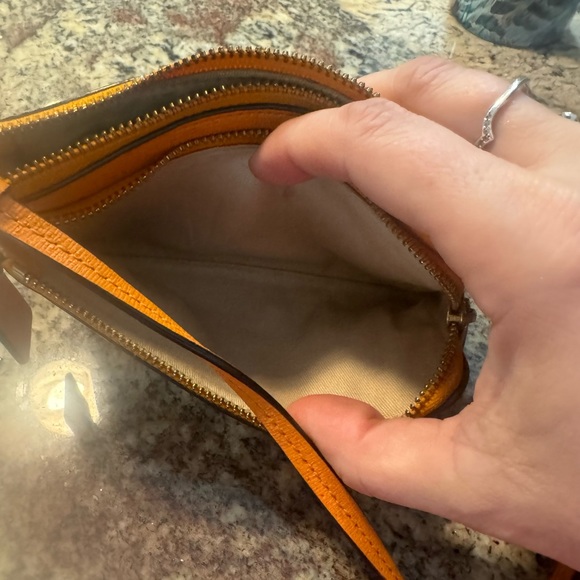 Coach wristlet with card holders - Picture 5 of 5